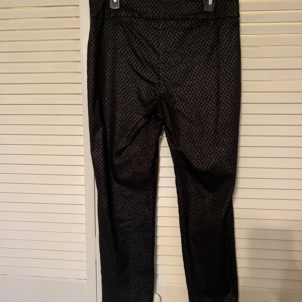 Dana Buchman Women’s Black/Silver Geometric Pants